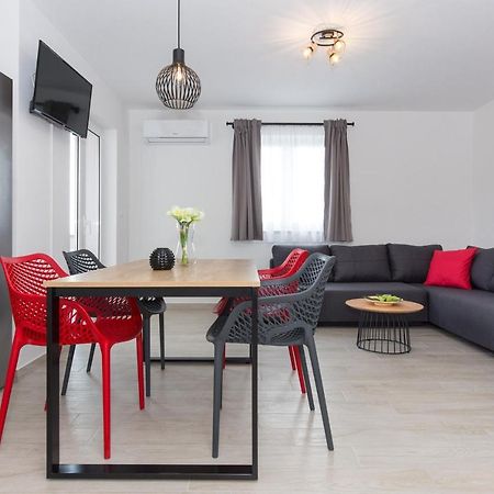 Apartments Kiara Punat Exterior foto